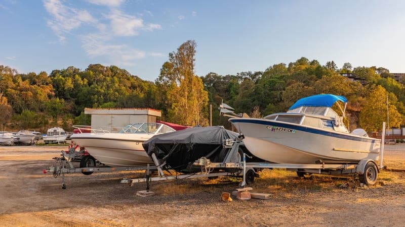 Second-hand boats in a yard